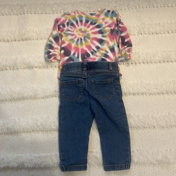 Embellished Happy and loved tie-dyed romper & blue jeans Baby girl size 12 M - Picture 11 of 14